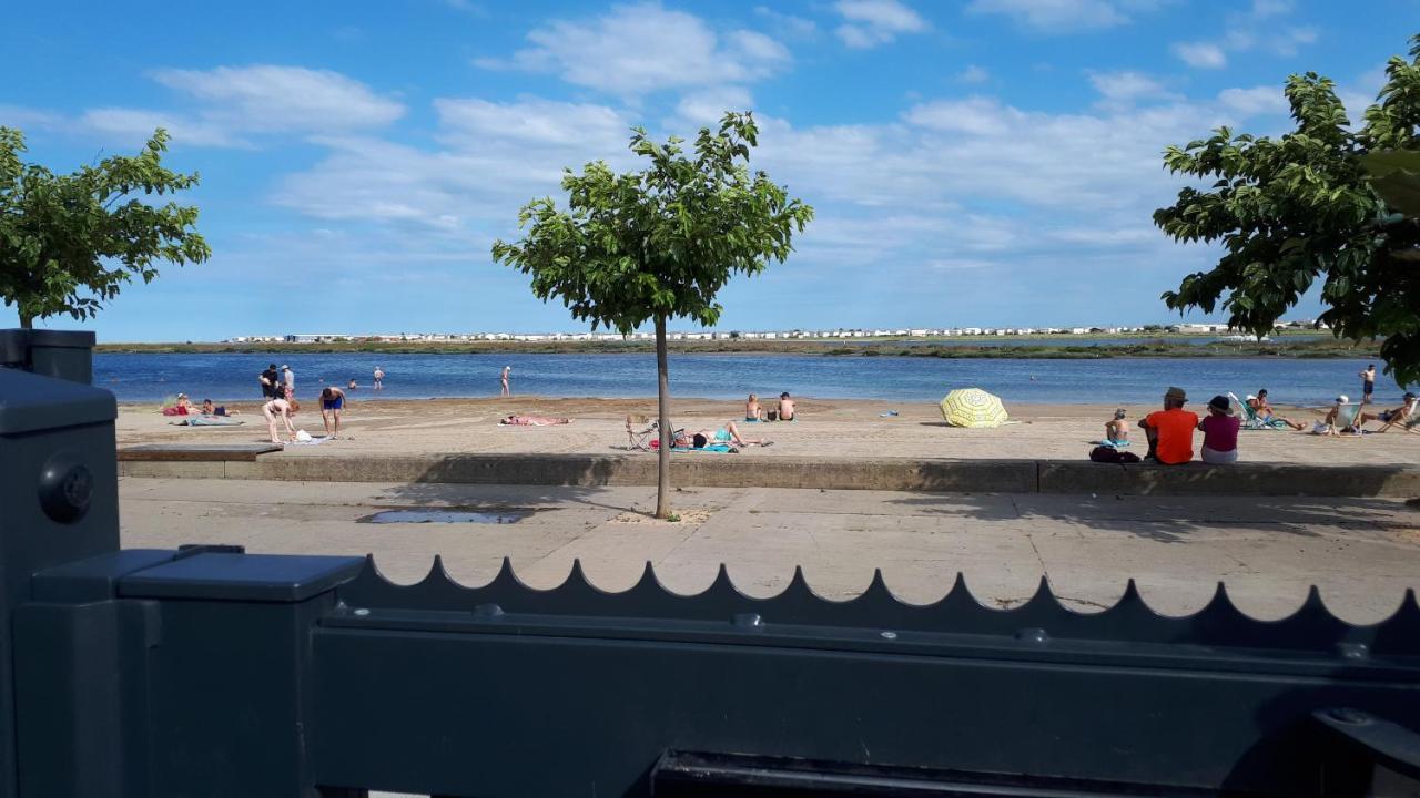 Апартаменты La Playa Груиссан Экстерьер фото